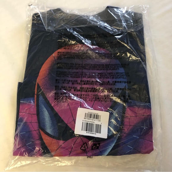 NEW GapKids “Spiderman” Marvel Superhero Graphic T-Shirt Sz Small (6-7) - Picture 4 of 4
